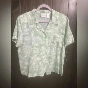 NWT-Alfred Dunner Green Cottage Core Top. Size:16